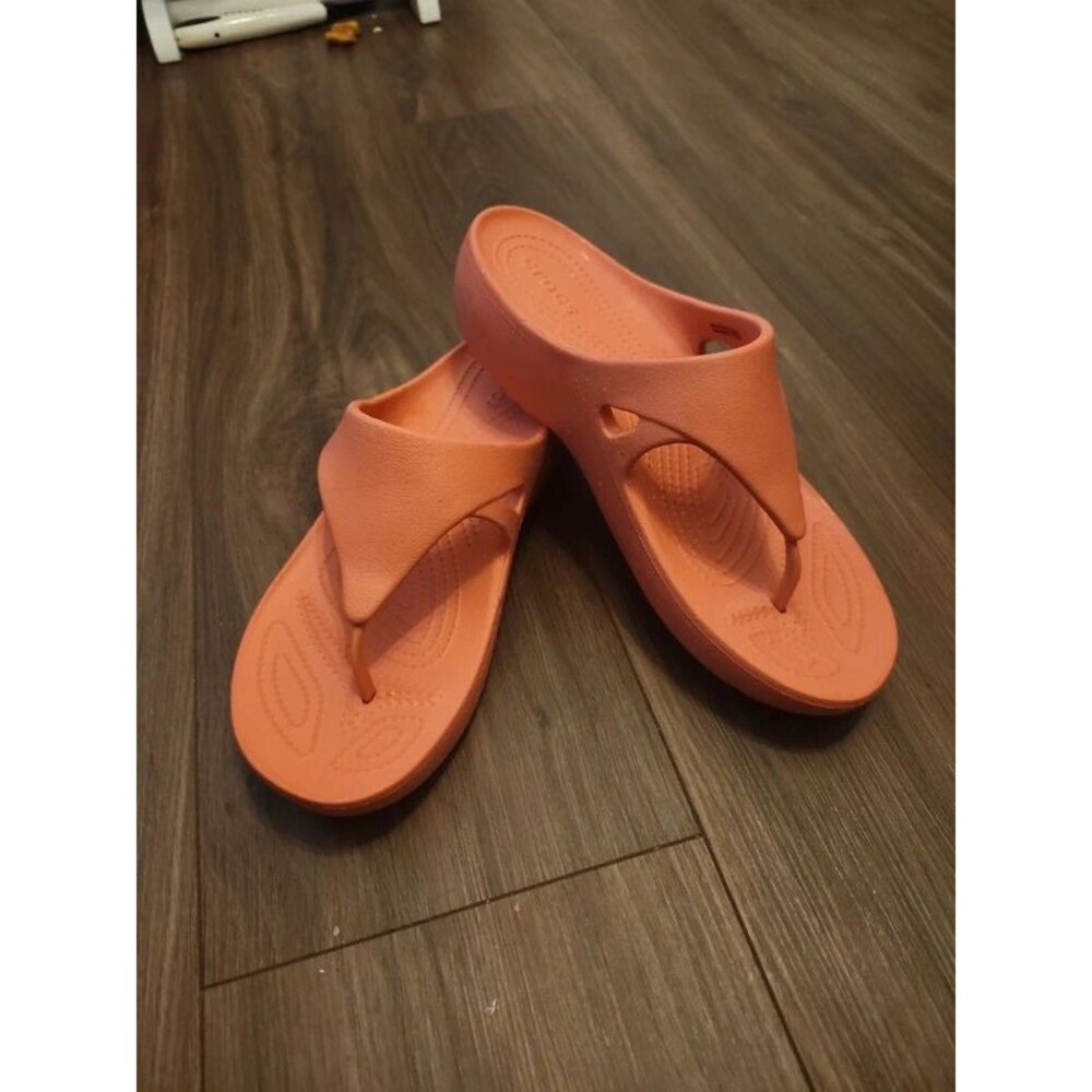 Crocs Women's Getaway Platform Flip Flop Sandals
